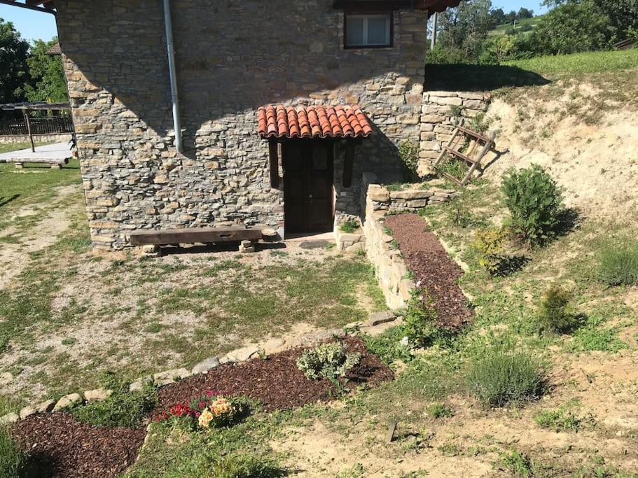 Apartamento Locazione Turistica La Bella Langa Castellino Tanaro Exterior foto